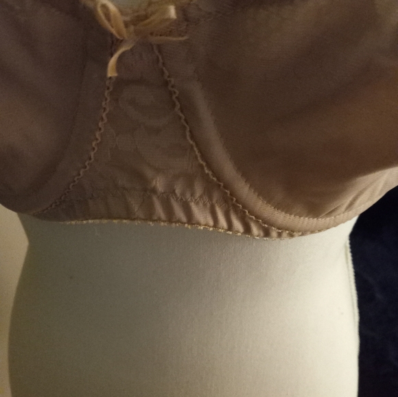 Used,not new dark beige strapless bra size 36c. - Picture 3 of 3